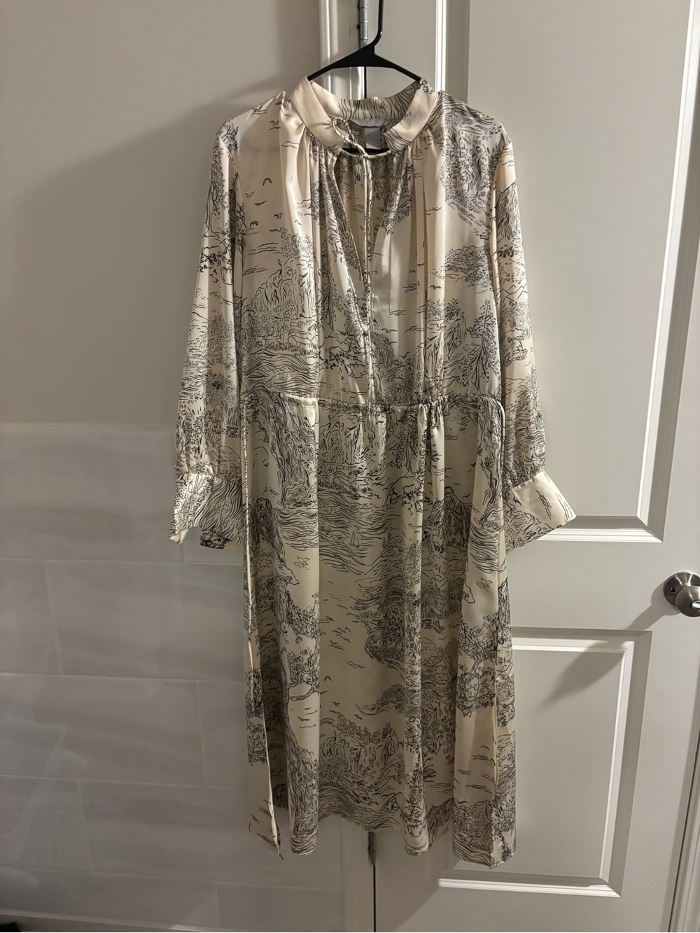 H&M Cream and Black Printed Tie-Neck Midi Dress